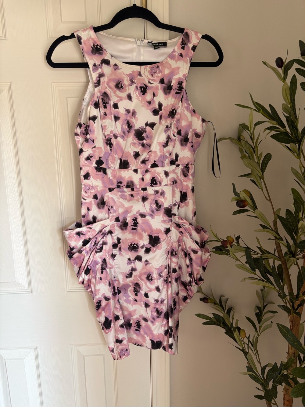 Bebe’s Pink Floral Party Dress XS